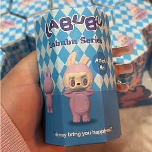 Sonny angles hipares and Labubu hippers they are very cute for the phone